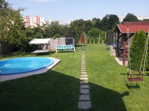 Bazén s altánkem