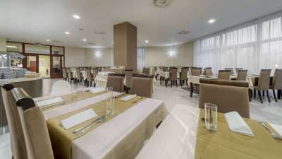 Restaurace