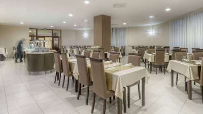 Restaurace