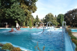Venkovní bazén