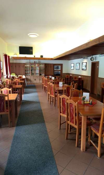 Restaurace